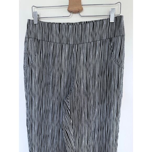 HABITAT black white striped stretch tapered straight pull on pants - Picture 6 of 7